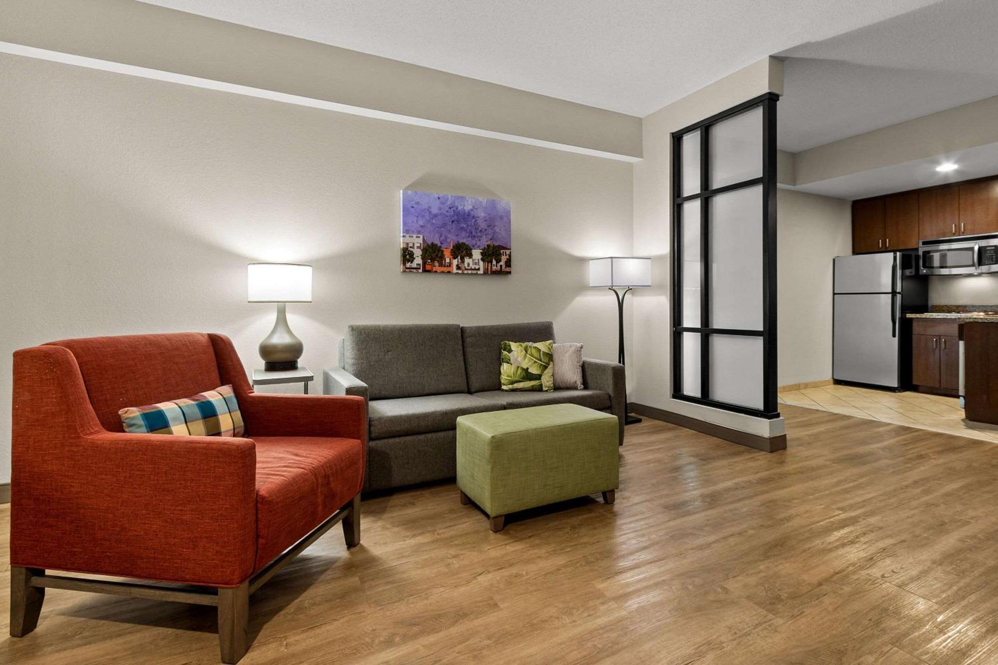 Comfort Suites Charleston West Ashley Dış mekan fotoğraf