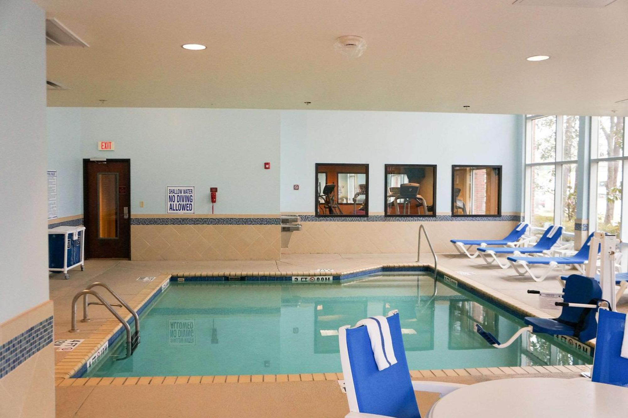 Comfort Suites Charleston West Ashley Dış mekan fotoğraf