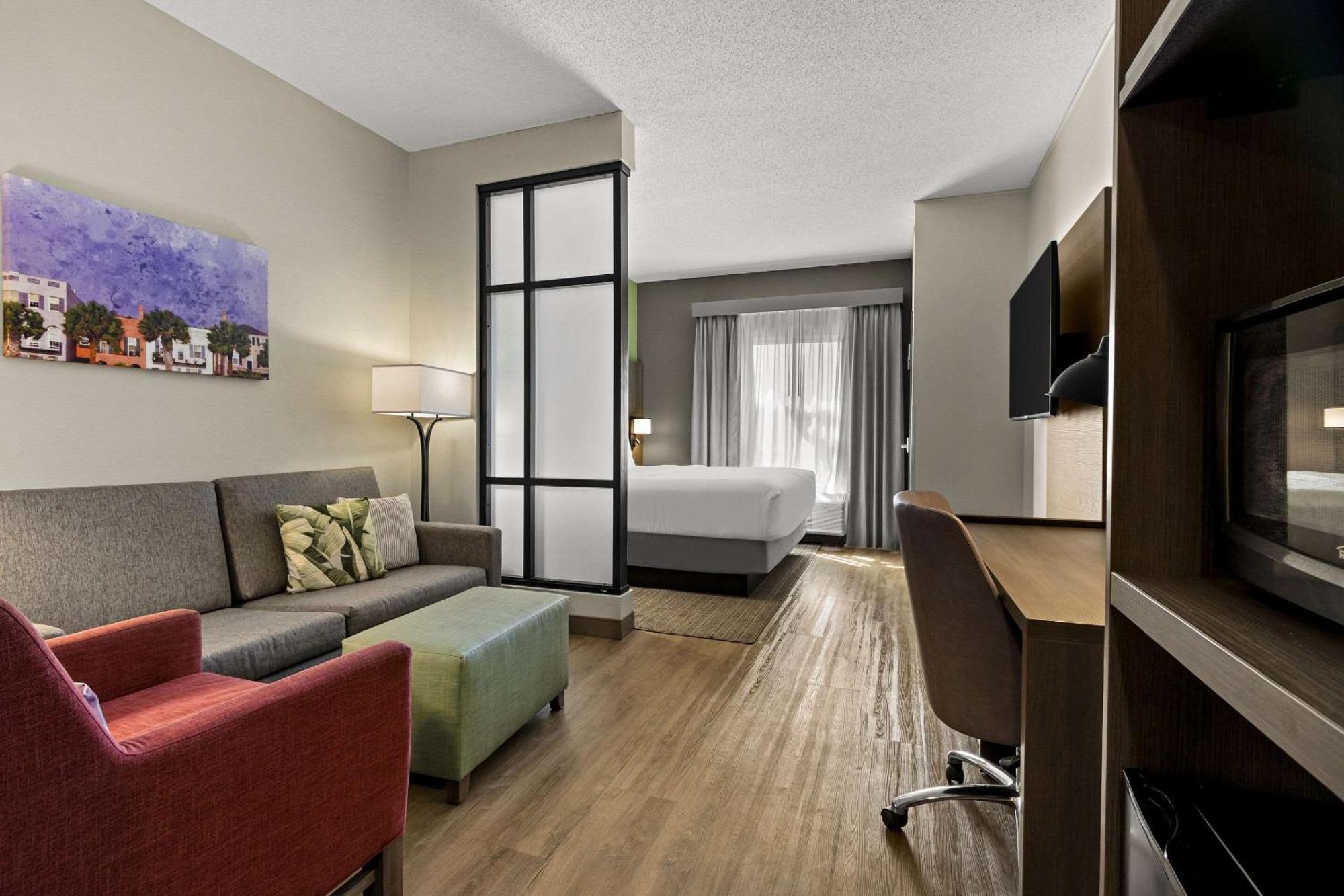 Comfort Suites Charleston West Ashley Dış mekan fotoğraf